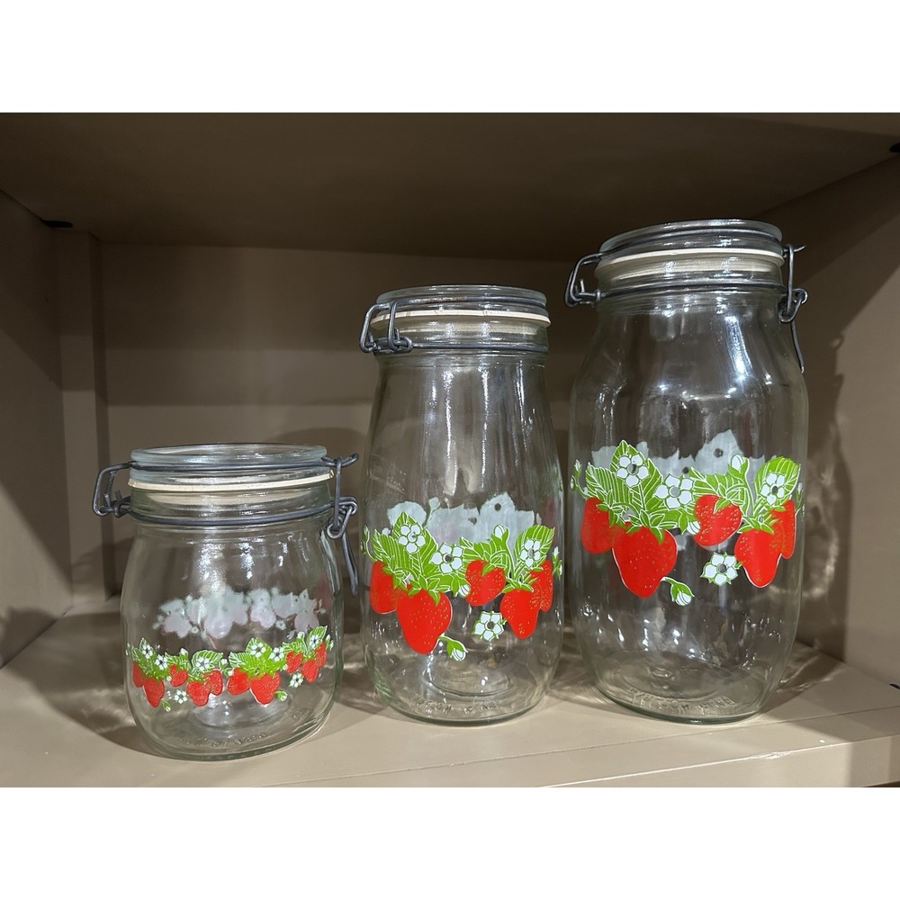 Vintage Carlton Ermetico Glass Strawberry Canister Set of 3 Grannycore Cottage